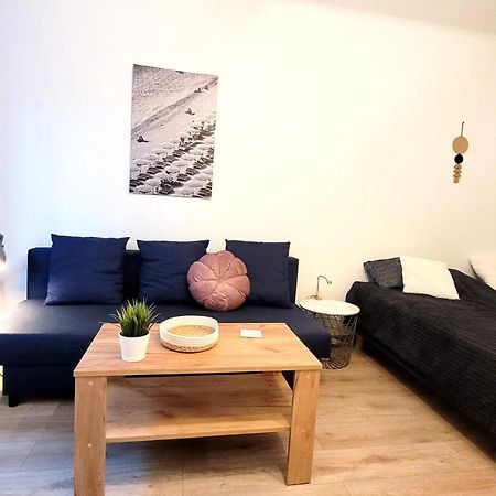 Great Life - Apartment Next To Metro Station Varsó Kültér fotó